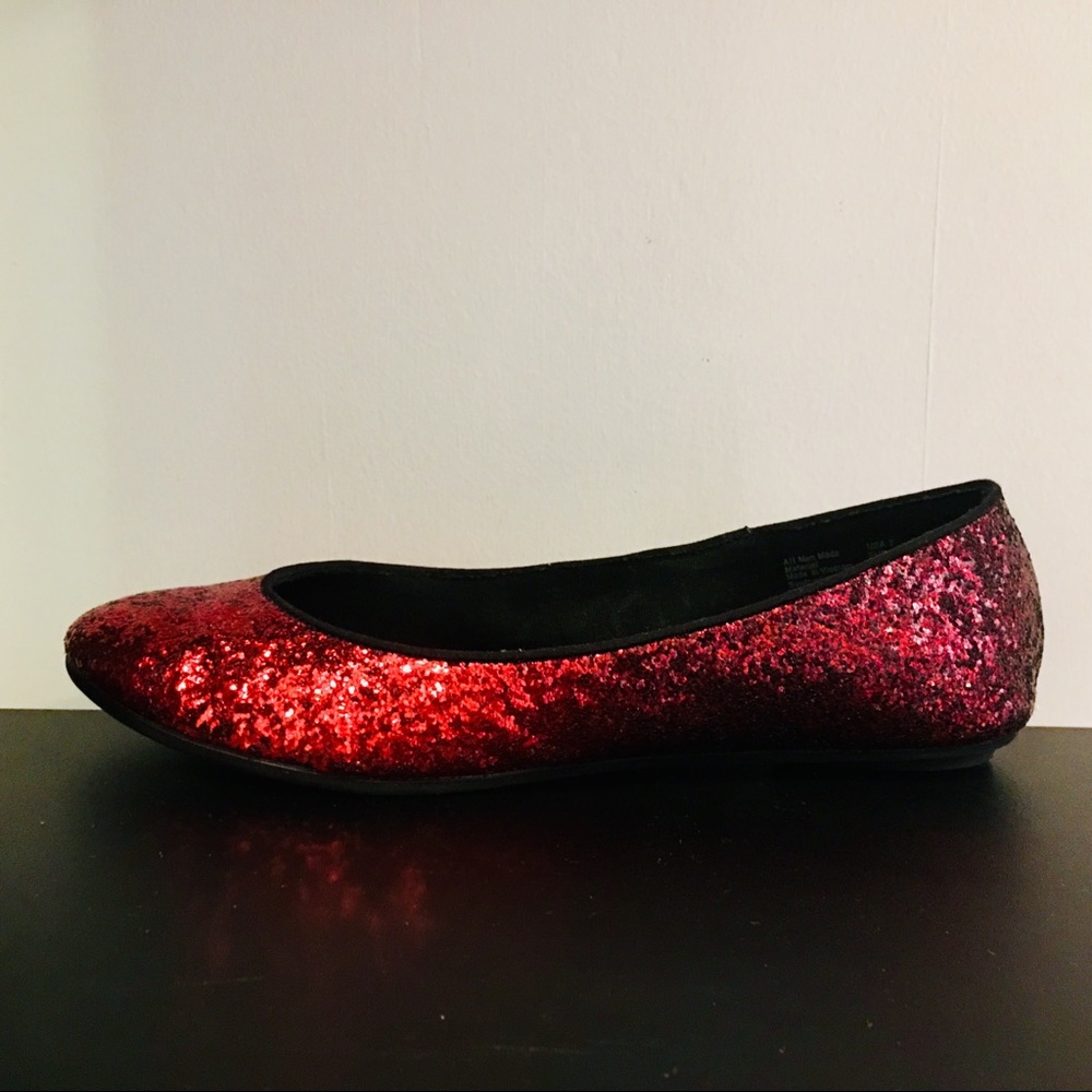 Sparkly Red Flats - Picture 3 of 7